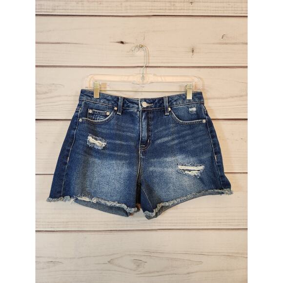 Time and Tru Women's High Rise‎ Distressed Denim Shorts Size 4 - Picture 1 of 6